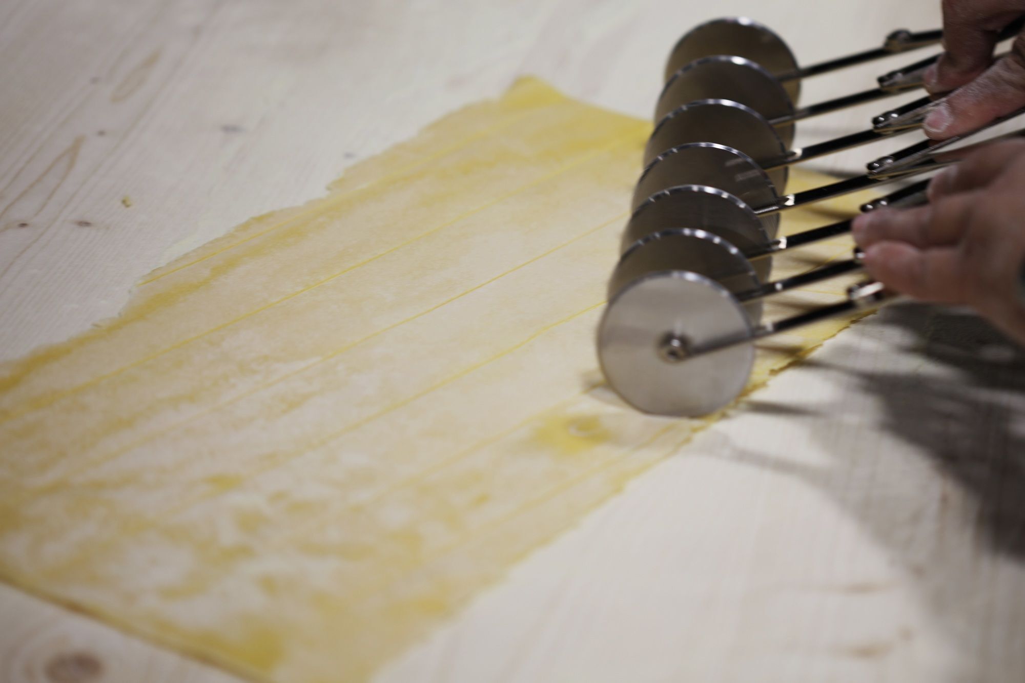 Bo Hotel Palma Exterior foto Rolling out pasta